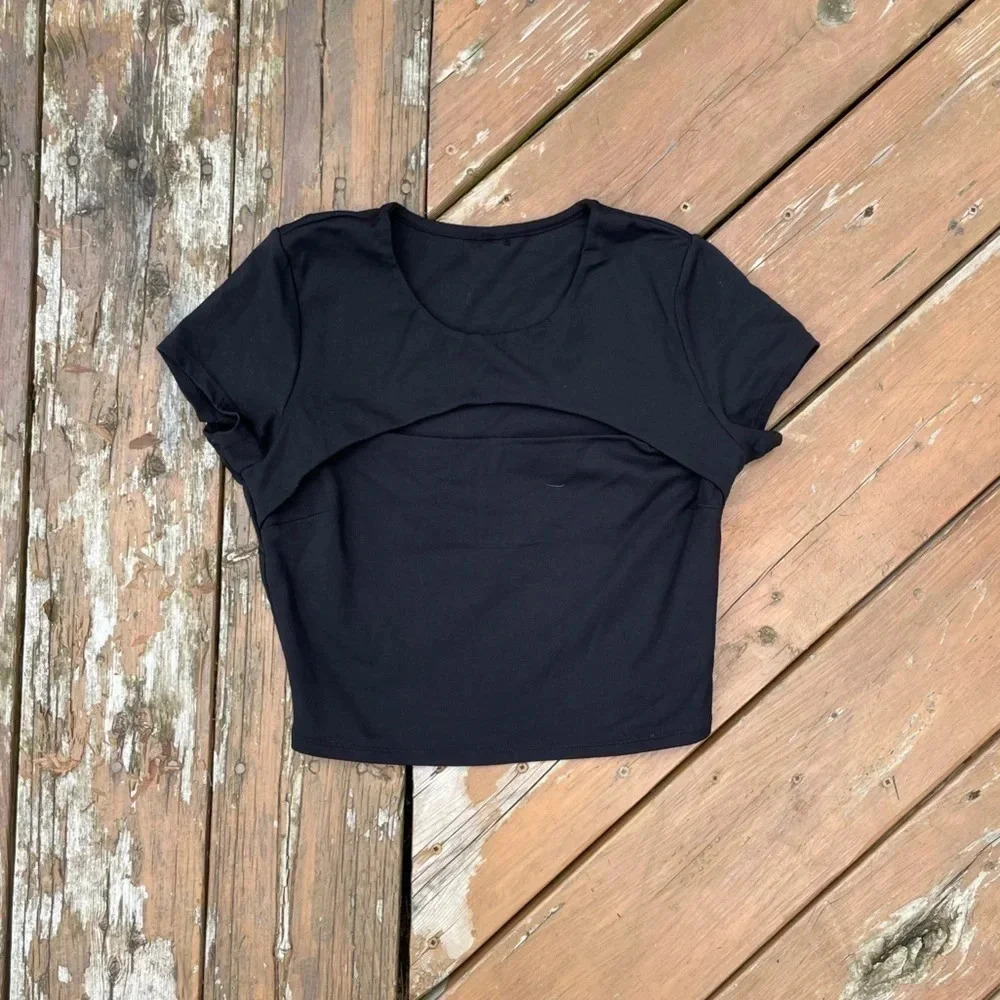 Black Stretchy Cut Out Front Cropped T-Shirt - Picture 4 of 6